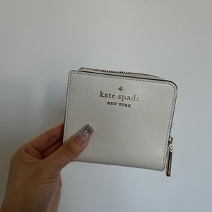 Kate Spades white wallet